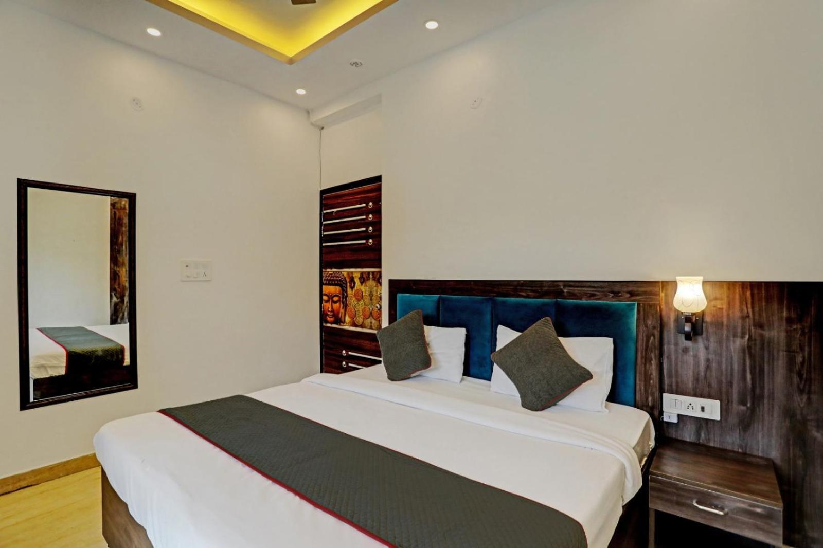 Hotel King Plaza New Delhi